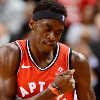 那夜，洛瑞抱着西亚卡姆痛哭—NBA2019猛龙vs76人G7，一颗篮球改写一座城的命运