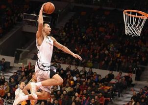 易建联NBA生涯平均数据全解析，中国篮坛巨人的美职篮足迹