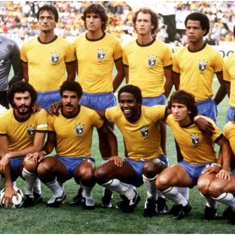 巴西足球队叫什么名字？探寻桑巴军团的传奇称谓